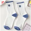 Chaussettes pour femmes, ours de dessin animé, automne hiver, à carreaux bleus, mode japonaise et coréenne, cadeaux pour étudiantes, chaussettes Tube central en coton