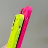 Coque de téléphone froissée en Silicone, jolie coque en TPU souple fluorescente 3D pour iPhone 15 14 Pro Max 13 12 Pro 11