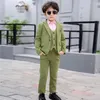 Fiore di primavera Ragazzi Abiti formali Abbigliamento Set Bambini Cappotto Gilet Pantaloni 3 pezzi Abito da smoking da sposa Bambini Blazer Costume di compleanno 231228