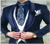 Costumes pour hommes sur mesure motif bleu marine et smokings de marié ivoire châle revers en satin garçons d'honneur mariage homme veste pantalon gilet T4709852