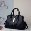 Waist Bags B11-8166 Cowhide Material Luxury Classical Female Handbag Shoulder Cross Body Tote Cosmetics Travel School Bag Backpack