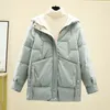 Frauengrabenmäntel 2023 Frauen Baumwollmantel Winterjacke Frauen warme dicke Parkas stilvoller Slimfit mit Kapuze -Outwear Lose großer Mantel