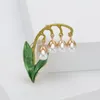 Brosches Lily of the Valley Pearl Brosch för kvinnor unisex grön växt utsökta blomsternålkläder