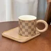 Canecas China-chique criativo xadrez cerâmica copo prato colher grande alça redonda caneca escritório café casa bebendo