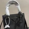 Sacs à main de luxe de haute qualité Femmes Designer Mini Sac fourre-tout Partitions Messenger Sacs à bandoulière Petit Shopping Totes Sac à main Solide Couleur Sac à bandoulière Femme Embrayage