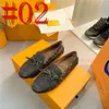 34 Modelo Zapatos de vestir para hombre Zapatos de diseñador Arco de verano Playa Zapatos de mujer Cuero Plano Hebilla de metal Sandalias casuales Carta de dama Hombre clásico Zapato de trabajo marrón Tamaño grande 34-42-45