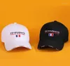 バイザーのVetements Blk White Blue Red 4 Colors Hats High Quality Letter Flage France Embroidery Cap VTM UNISEX16849381