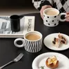 Mugs Checkerboard Mug Covered Ceramic Water Cup Office Women's Design Sense Niche Creative Coffee