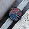 Marki mężczyzn Casual Sports Watches z biegiem sekund kwarcowy męski pasek gumowy pasek reloj de lujo211h