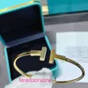 High quality Edition Bracelet Light Luxury Tifannissm V Gold Plated Advanced Fashion Double T Smooth Face Precision with Perfect De With Original Box JL2K