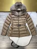Mon Design Doudoune d'hiver pour femme - Manteaux en vraie fourrure de raton laveur - Parkas chauds à la mode avec ceinture - Manteau en coton - Grande poche