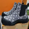 Designer Women Boto Ruby Flat Boots Wonderland Combat Bot