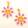 Ny söt smileyblomma Big Dangle örhängen för kvinnor i 3 färger Rensa akryldroppörhängen Fashion Jewelry Accessories338K