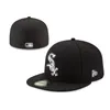 Chapeau de créateur Baseball Men Hats Fitted Classic Black Color Hip Hop Sport Full Ferme Design Caps Capes de baseball coeur Fleurs de coeur Nouveau Cap Q-22