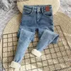 Jeans para mujeres Moda coreana azul grueso grueso flaco mezclilla