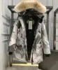 2024新しいデザイナーレディースダウンジャケットファッションブランドロングコート大きなポケットファーファーファーカラーサーマルトップメスの秋と冬の大きな風の服
