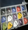 Massor av 200st Alice Acoustic Electric Guitar Picks Bass Plectrums1 Stora plastval Box Case5840978