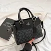 28% de rabais de la créatrice Yangqi New Niche Design Fashion Tote Tote High Grade Printing Handheld Crossbody Bag Soldal