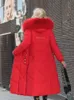女性用冬のジャケットミッドレングスファッションスリム膝の毛皮の首輪厚い綿のコートエレガントな赤いパーカ女性服231228