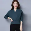 Chandails pour femmes mode d'automne tricoté pull pull de conception style en V solide en V Tops 2023 Femmes