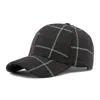 Bollkapslar Män baseball Autumn och Winter Lattice Dome Hats för manlig polyester 55-60 cm Justerbar böjd randen Fashion Sports Outdoor