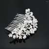 Hårklipp Vackra brudfrisör Flower Comb Leaves Hairpin Elegant Pearl Clip Women Crystal Fashion Jewelry Accessories