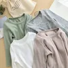 Pigiama per bambini per bambini Set di pigiami per ragazzi in cotone Vestito per pigiami per ragazze a maniche lunghe in autunno Top Pantaloni 2 pezzi Abbigliamento per bambini 231228