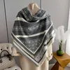 28% DI SCONTO sciarpa Cashmere Scialle da donna Decorazione turistica Sciarpa quadrata Lettera Aria condizionata Mantello caldo Collo ispessito