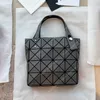 Sangle Sac à dos pour femme Designer Sac à main Chaîne Sac à bandoulière Épissage Mini Épaule Carré Hobo Triangle Sacs Lady Frosted Diamond Grid Fourre-tout