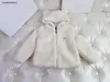 Veste en laine d'agneau blanche pure pour enfants, manteau pour tout-petits, taille 100 à 160, vêtements de styliste pour bébés, vêtements d'extérieur à capuche, Dec20, nouvelle collection