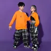 Boys Hip Hop Sweathirt Plaid Joggers девочки с капюшонами уличные танцевальные брюки набор одежды детская уличная одежда для детской костюм 231227