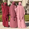 Abbigliamento etnico 2023 Ramadan Dubai Abaya Jilbab Khimar Set musulmano Donne Domande di tacchino con hijab femmina Islam Monessa abito eid con cappuccio