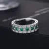 Vintage zielony kryształowy mikro mikro -pierścionek Trendy zaręczynowy Unisex Charm White Cyrron Wedding Pierścienie dla kobiet Prezent