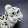 Neige léopard en peluche jouet mignon snow panther pelusHie animaux réels simulation de poupée en peluche kawai cadeaux pour les enfants 231225