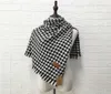 Szaliki wełniane szal kobiety luksusowy klasyczny czarny biały houndstooth długi szalik Cape miękka elegancka moda ciepła dla dady5754445