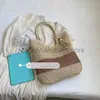 ショルダーバッグストロービーチバッグ夏の織物のタッセルと女性用財布とハンドバッグラタンボーホーラフィアスティリッシュハンドバッグストア