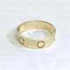 18 -karatowe złoto plisowane wysokiej jakości pierścionki zespołu klasyczne modne pierścionek paznokcie