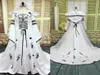 Robe De Mariage 2019 Vestido de novia medieval Vestidos de novia hechos a medida Bordado Una línea Vestido de novia de satén blanco y negro 3082621
