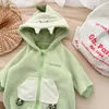 Herbst Winter Baby Jungen Overall -Auflagen warm warm super süße Cartoon Tierkindjungen Rolberer mit Kapuzengeborener Jungen BodySuit 231227