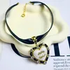 Mode diamanthalsband designer smycken kvinnor choker märke läder hjärta halsband hänge fest gåva