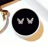 Diamond Butterfly Stud örhängen Kvinnor Söta enkla modesmycken 925 Sterling Silver Wedding Butterfly Earring for Girls Gift299f