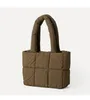 lu quilted puff sport toteバッグ女性スペース羽のパッド入りスペース綿冬の温かいバケツクロスボディショルダーバッグ