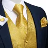 Luxo paisley ouro colete para homem formal amarelo sólido colete de seda gravata bolso quadrado casamento negócios chaleco hombre 231227