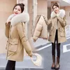 Damen-Trenchmäntel 2023 Winterjacke Korea Frauen Parkat Pelzkragen Dicke warme abnehmbare Puffermantel Kleidung Lange Wollfutter mit Kapuze