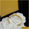 2023 Bangle de ouro 18K Brange famosa pulseira de luxo Carta de luxo Acessórios de design requintado Brand de presente de família Stainless Drop del Dhwyg