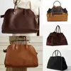 The Row Bag Margaux 15 Totes大容量Margaux 17スエードハンドバッグパークトートバッグリッチレザーラグジュアリー女性デザイナーCamdemフラットショルダーストラップテラス財布