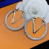 Boucles d'oreilles en argent doré avec boîte pour femmes Luxurys Designers Boucles d'oreilles Bijoux de mode Lettres Boucle d'oreille Cadeau de mariage Nice D22261N