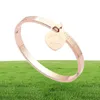 Kvinnors designer av högsta kvalitet Simple High Polished Armband Single Heart Luxury Style Par Armband Lady Party Gifts Whole4155613