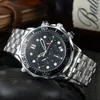 Montre Men Watch Quartz عالية الجودة مصمم الساعات 42 ملم حزام حزام مزخرف الياقوت chronograph حركة الرسغ