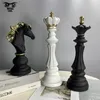 Statue d'échecs internationale en résine, Figurines rétro créatives pour la décoration intérieure de la maison, salon, décoration de bureau, accessoires de bureau 231228